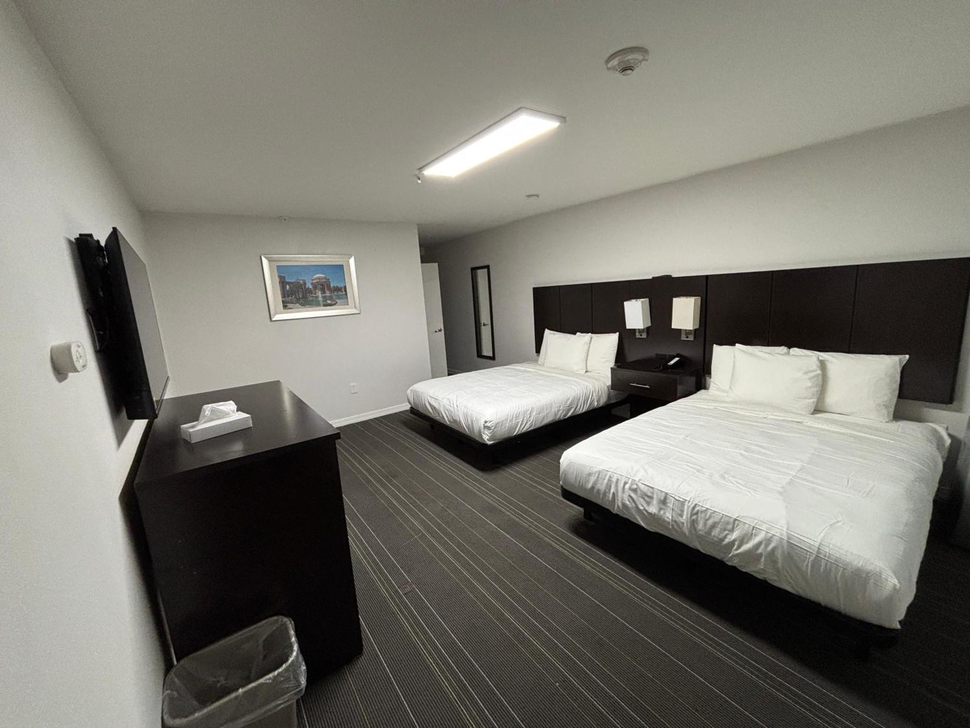 Da Vinci Hotel 2*